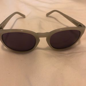 House of Harlow 1960 light grey Andrea sunglasses